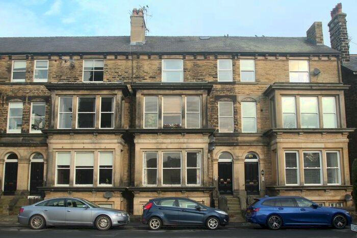 2 Bedroom Apartment To Rent In Park View, Harrogate, HG1