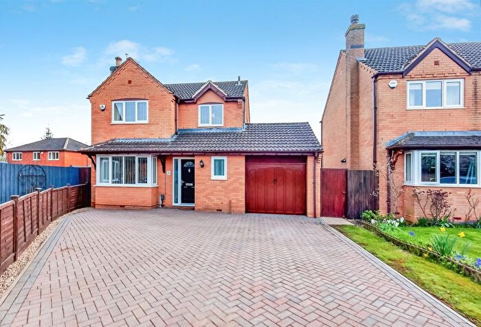 3 Bedroom Detached House For Sale In Meissen Avenue, Desborough, Kettering, NN14