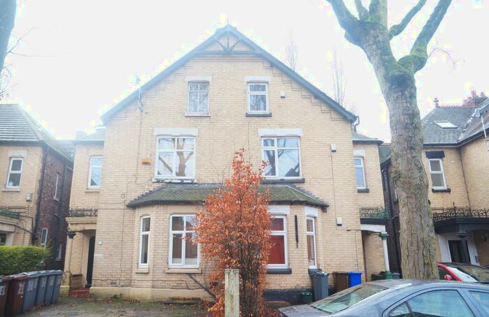 2 Bedroom Apartment To Rent In Chatham Grove, West Didsbury, M20