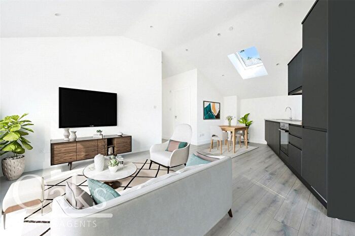 2 Bedroom Maisonette To Rent In Portland Road, South Norwood, SE25