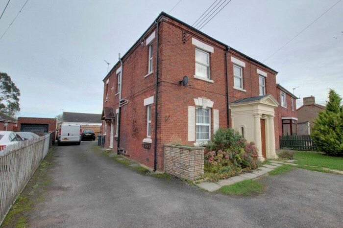 1 Bedroom Flat To Rent In Station Road, Westbury, BA13