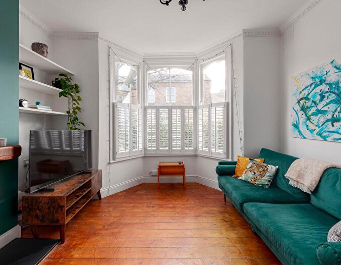 1 Bedroom Flat To Rent In Wrigglesworth Street, London, SE14