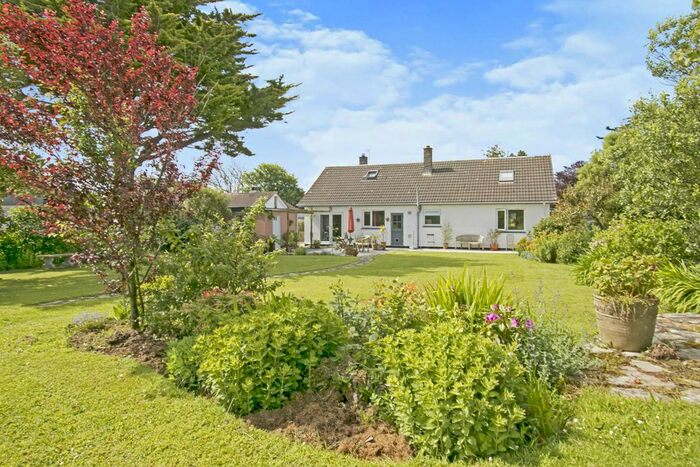 4 Bedroom Bungalow For Sale In Mawgan, Helston, TR12