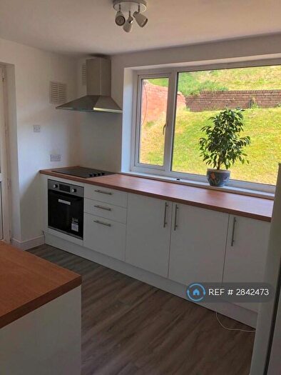 2 Bedroom Flat To Rent In Brendon Avenue, Luton, LU2