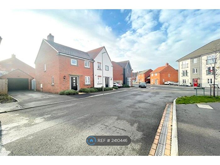 3 Bedroom Semi-Detached House To Rent In Wyeth Road, Basingstoke, RG24