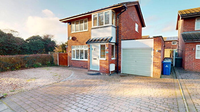 3 Bedroom Detached House For Sale In Scaftworth Close, Bessacarr, DN4