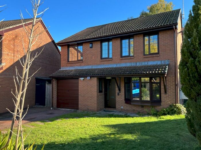 4 Bedroom Detached House To Rent In Dales Way, Totton, SO40