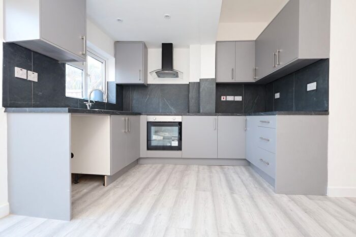 4 Bedroom Maisonette To Rent In Villiers Road, Beckenham, BR3