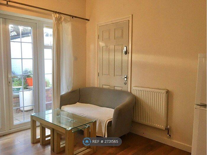 Studio To Rent In Coniston Avenue, Oxford, OX3