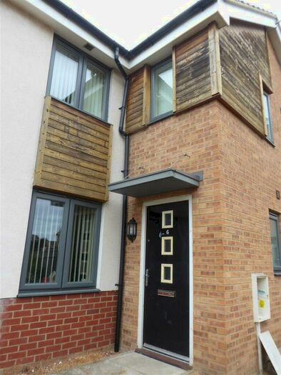 2 Bedroom Terraced House To Rent In Whistler Close, Brough, HU15