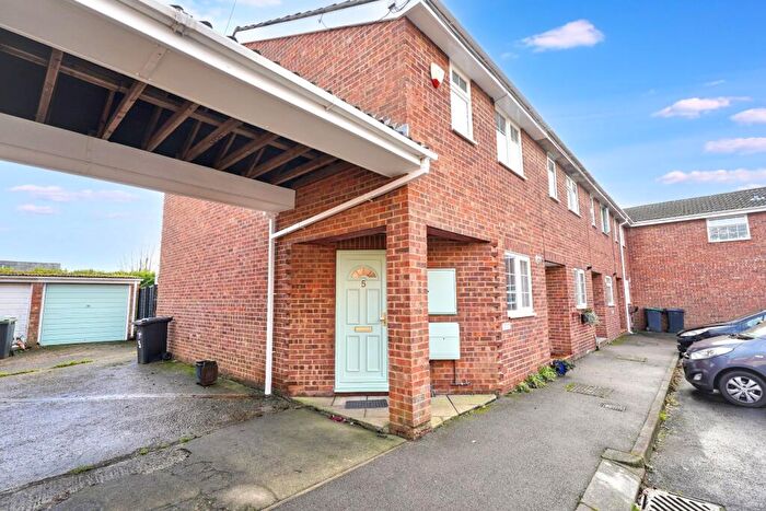 3 Bedroom Terraced House For Sale In Spencer Close, Stansted, CM24