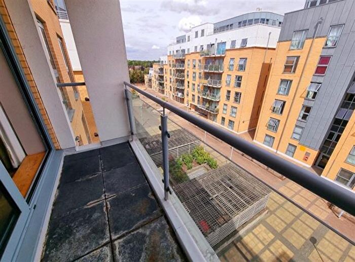 2 Bedroom Apartment To Rent In Monument Court, SG1