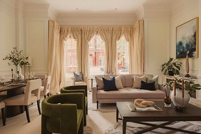 2 Bedroom Apartment For Sale In Elm Park Gardens, Chelsea, SW10