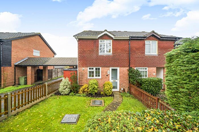 2 Bedroom End Of Terrace House For Sale In Greenhill Gardens, Guildford, Surrey, GU4