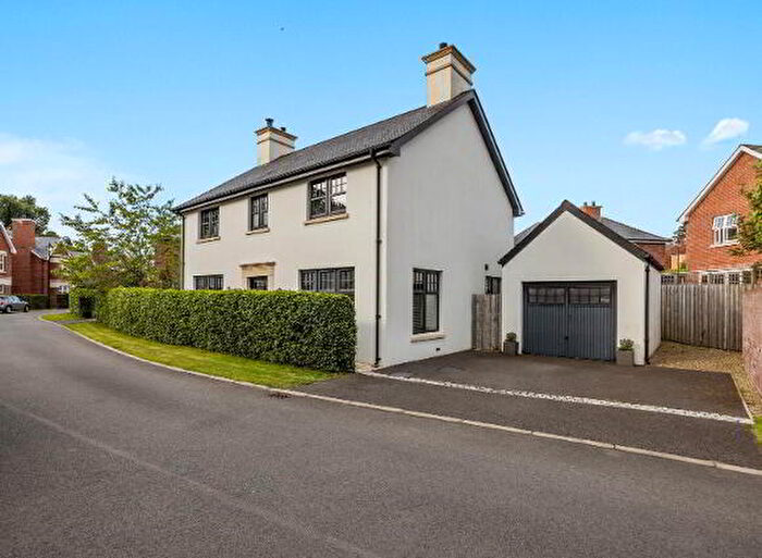 4 Bedroom Detached House For Sale In Haddo Woods, Belfast, BT8