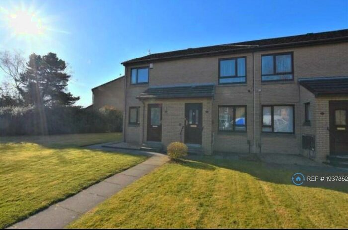 2 Bedroom Flat To Rent In Lochlibo Court, Girdle Toll, Irvine, KA11