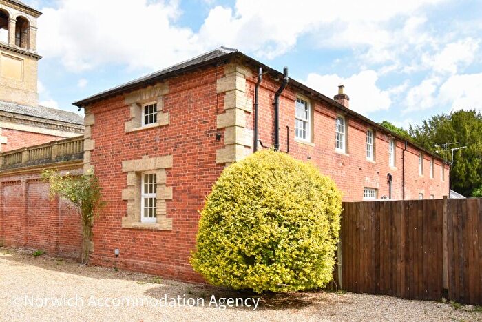 6 Bedroom Cottage To Rent In Haveringland, NR10