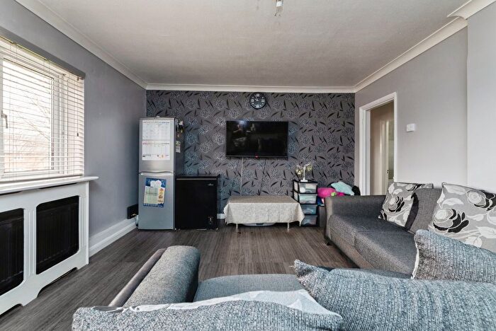 2 Bedroom Flat For Sale In Sylvester Gardens, Ilford, IG6