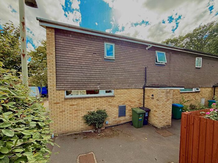 3 Bedroom Terraced House For Sale In Foxhill, Watford, WD24