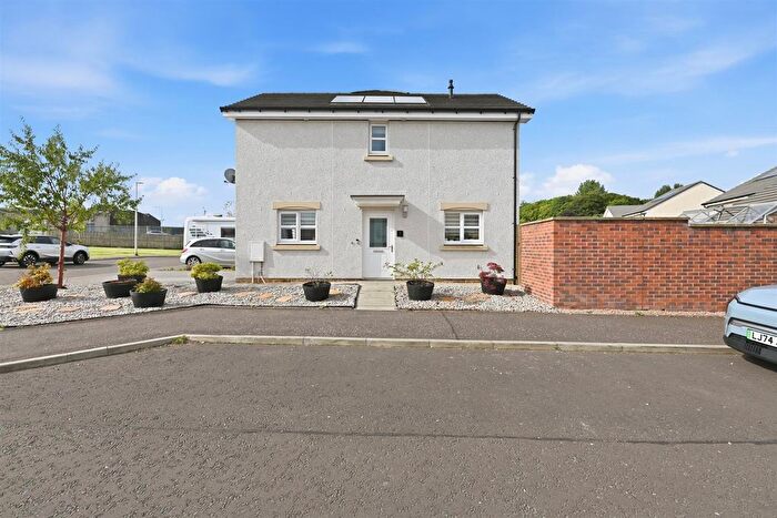 3 Bedroom Semi-detached House For Sale In Camby Road, Glenrothes, KY7
