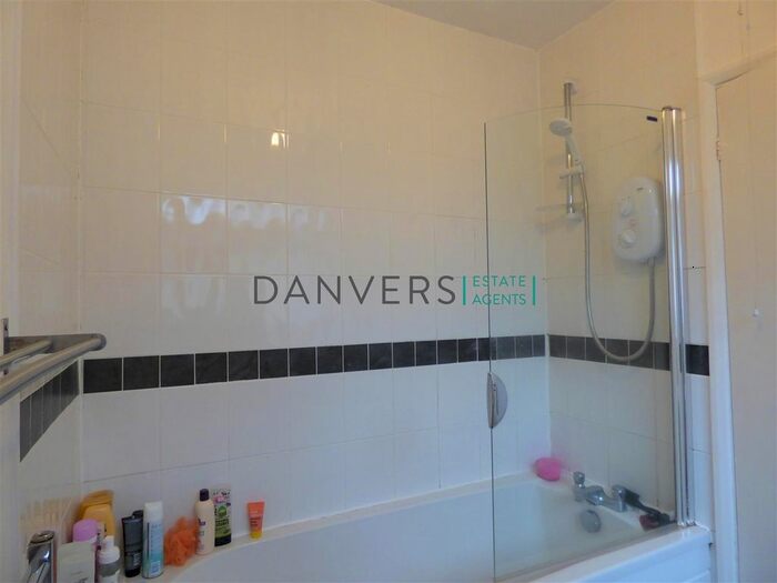 4 Bedroom Terraced House To Rent In Ullswater Street, Leicester, LE2