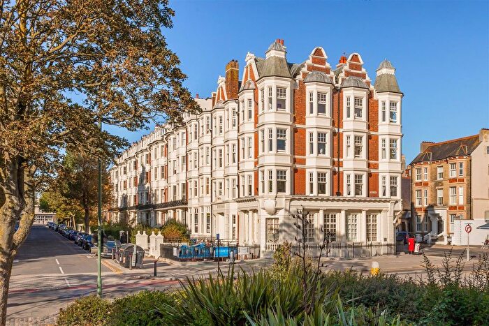 Studio To Rent In Holland Road, Hove, BN3