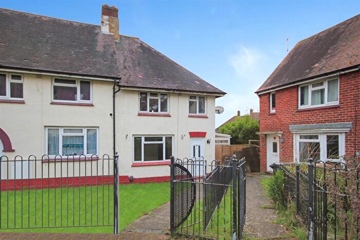 3 Bedroom End Of Terrace House For Sale In Jubilee Crescent, Wellingborough, NN8