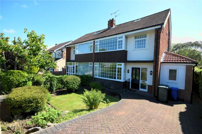 4 Bedroom Semi-Detached House To Rent In Gateland Lane, Leeds, LS17