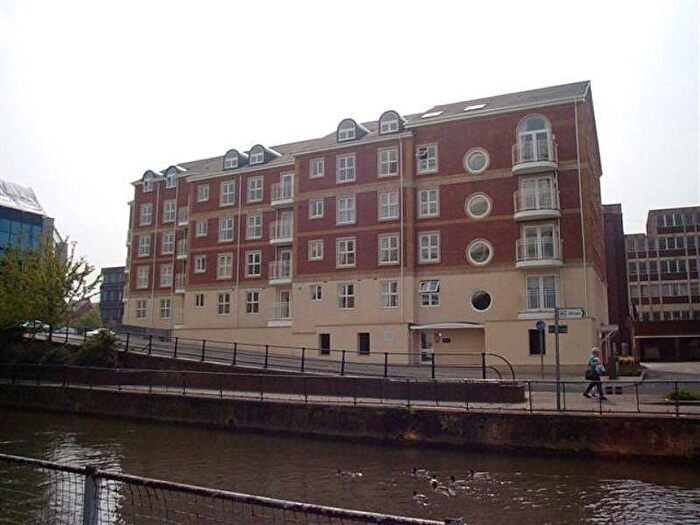 2 Bedroom Apartment To Rent In Grantley Heights, Kennet Side, Reading, RG1