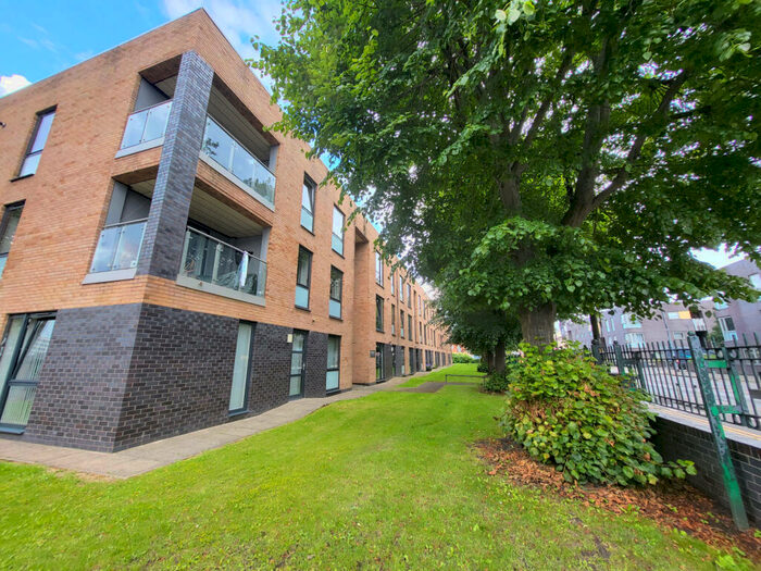 2 Bedroom Apartment To Rent In Riverside Apartments, Stretford Road, Hulme, Manchester., M15