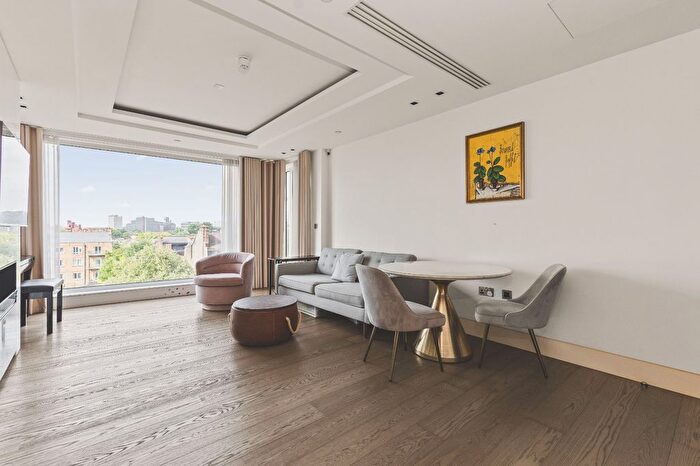 2 Bedroom Flat To Rent In Kensington High Street, London, W14