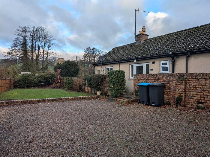 2 Bedroom Detached Bungalow To Rent In Castlegate, East Ayton, Scarborough, YO13