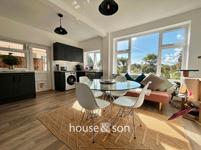 3 Bedroom Detached House For Sale In Pine Road, Bournemouth, BH9