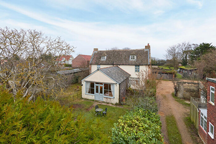 6 Bedroom Detached House For Sale In West Row, Mildenhall, Suffolk, IP28