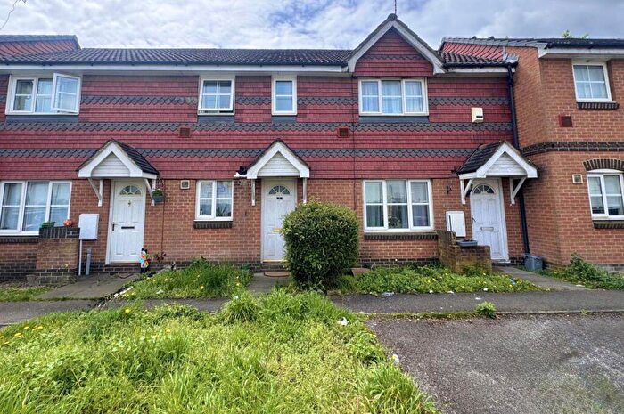 2 Bedroom House To Rent In Stranraer Gardens, SL1