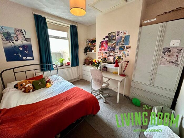 5 Bedroom House To Rent In Flora Street, Cathays, Cardiff, CF24
