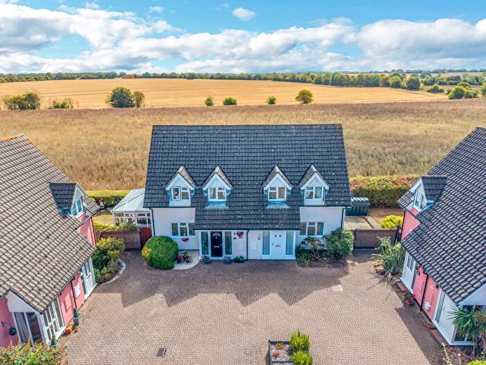 3 Bedroom Semi-Detached House For Sale In Broad Meadow, Bury St. Edmunds, IP31