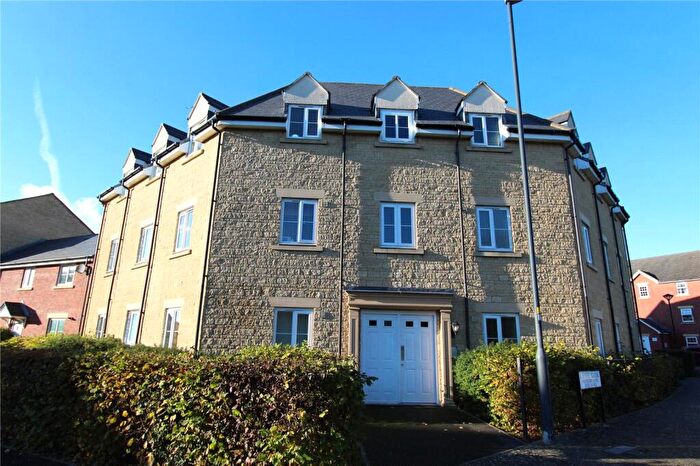 2 Bedroom Apartment To Rent In Eyre Close, Haydon End, Swindon, Wiltshire, SN25