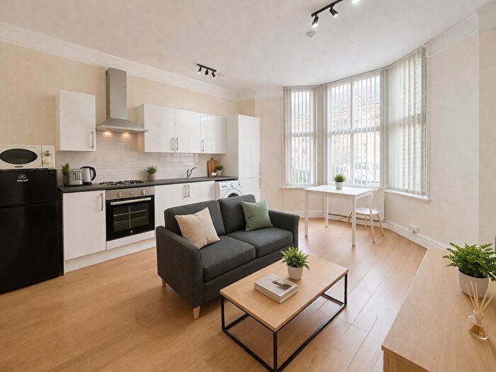 1 Bedroom Apartment To Rent In Glynrhondda Street, Cardiff, CF24