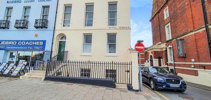 1 Bedroom Flat To Rent In The Esplanade, Weymouth, Dorset, DT4