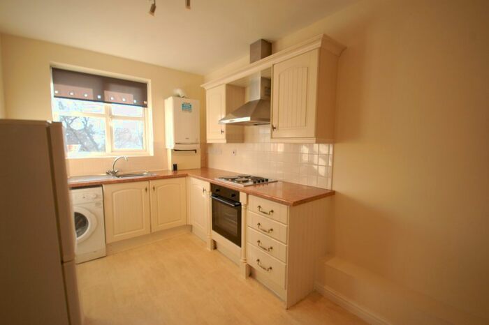 2 Bedroom Flat To Rent In Rathmore Gardens, Blackpool, Lancashire FY2