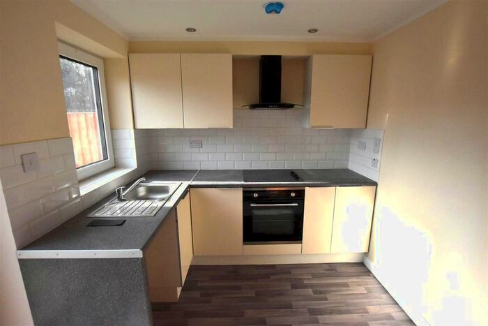 3 Bedroom Town House To Rent In Lansdowne Road, Leicester, LE2