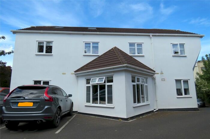 1 Bedroom Flat To Rent In Malt House Place, Green Drift, Royston, Hertfordshire, SG8