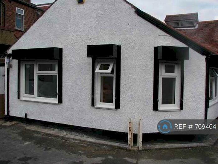 1 Bedroom Flat To Rent In Redbridge Lane East, Ilford, IG4