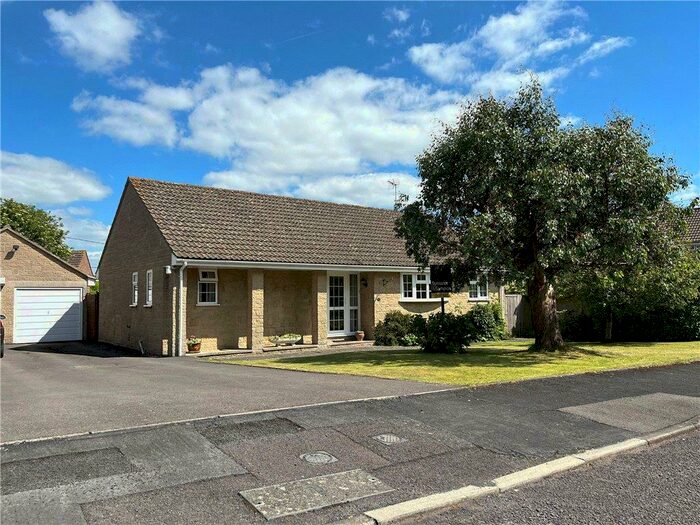 3 Bedroom Detached Bungalow For Sale In Vincents Close, Alweston, Sherborne, DT9