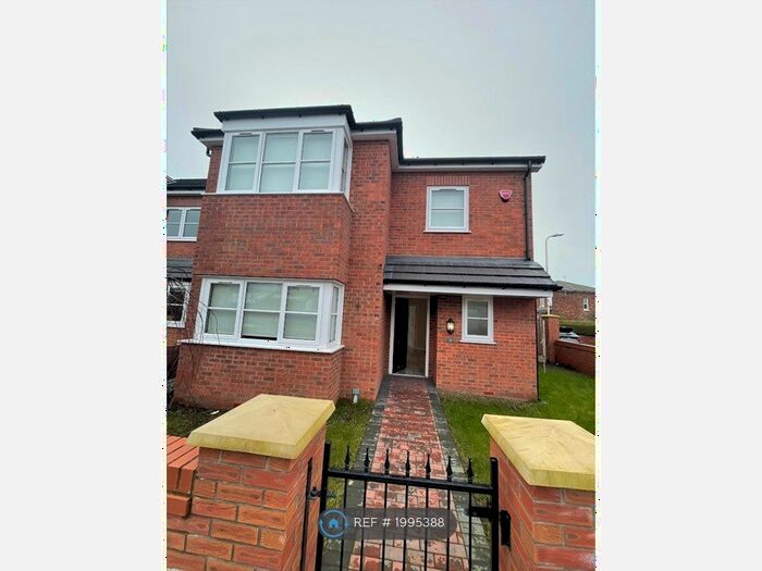 4 Bedroom Detached House To Rent In Upper Aughton Road, Southport, PR8