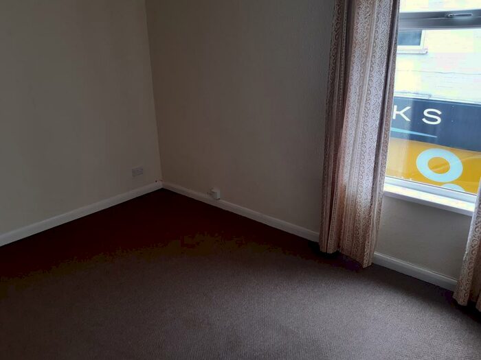 1 Bedroom Flat To Rent In A Oxford Street, Ripley, Derbyshire, DE5