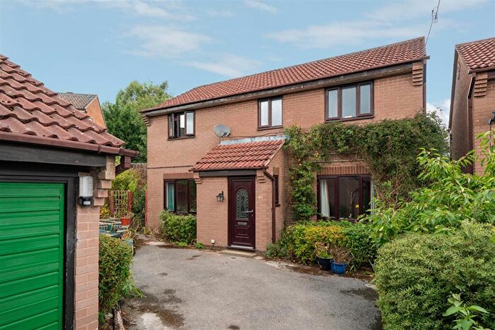 4 Bedroom Detached House For Sale In Hawleys Close, Matlock, DE4