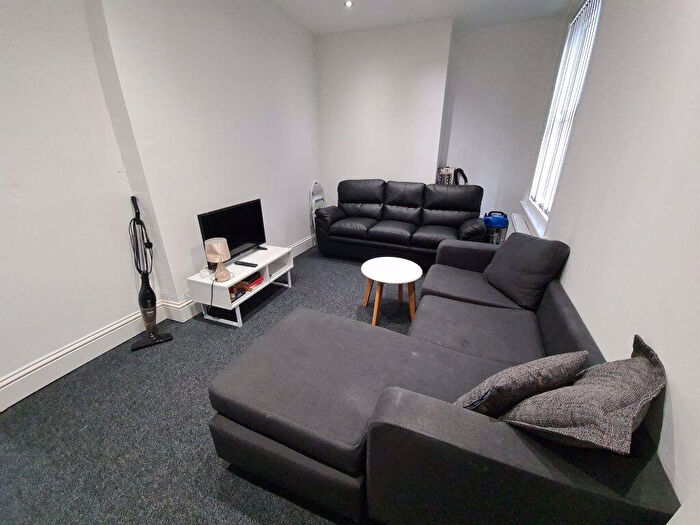 5 Bedroom House To Rent In Hanover Square, Leeds, LS3