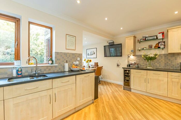 3 Bedroom Semi-Detached House For Sale In Old Mill Lane, Thongsbridge, Holmfirth, HD9